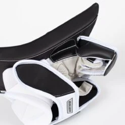 Bauer Vapor X2.7 Senior Goalie Blocker -Hockey Series Store bauer blockers bauer vapor x2 7 senior goalie blocker 5427607273538