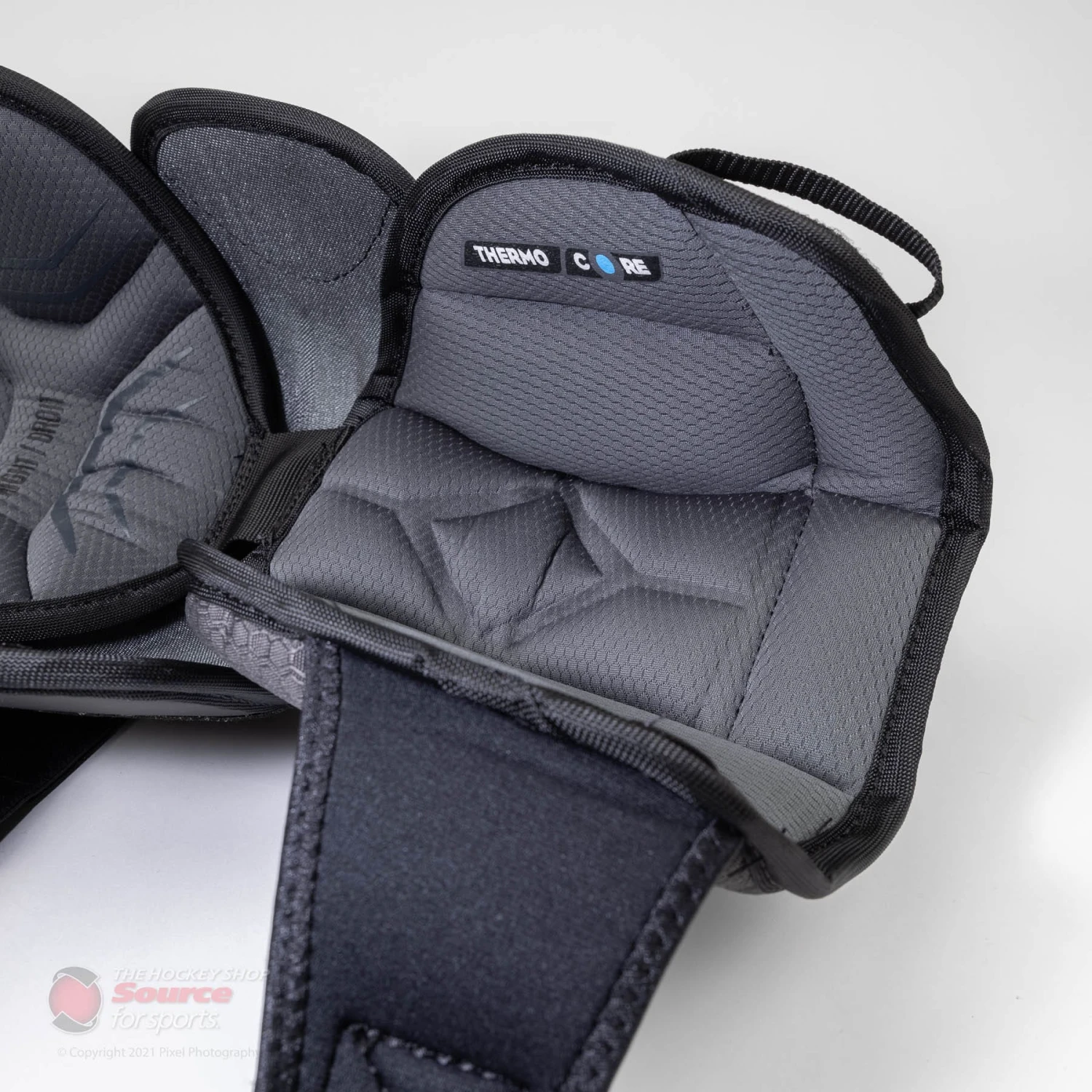 Bauer Pro Senior Knee Pads 5 Bauer Pro Senior Knee Pads - Image 3