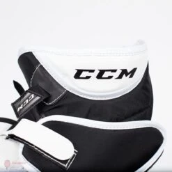 CCM Extreme Flex E4.5 Junior Goalie Catcher - Source Exclusive -Hockey Series Store ccm catchers ccm extreme flex e4 5 junior goalie catcher source exclusive 5323872206914
