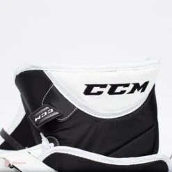 CCM Extreme Flex E4.9 Senior Goalie Catcher - Source Exclusive 26 CCM Extreme Flex E4.9 Senior Goalie Catcher - Source Exclusive -Hockey Series Store ccm catchers ccm extreme flex e4 9 senior goalie catcher source exclusive 5323924996162