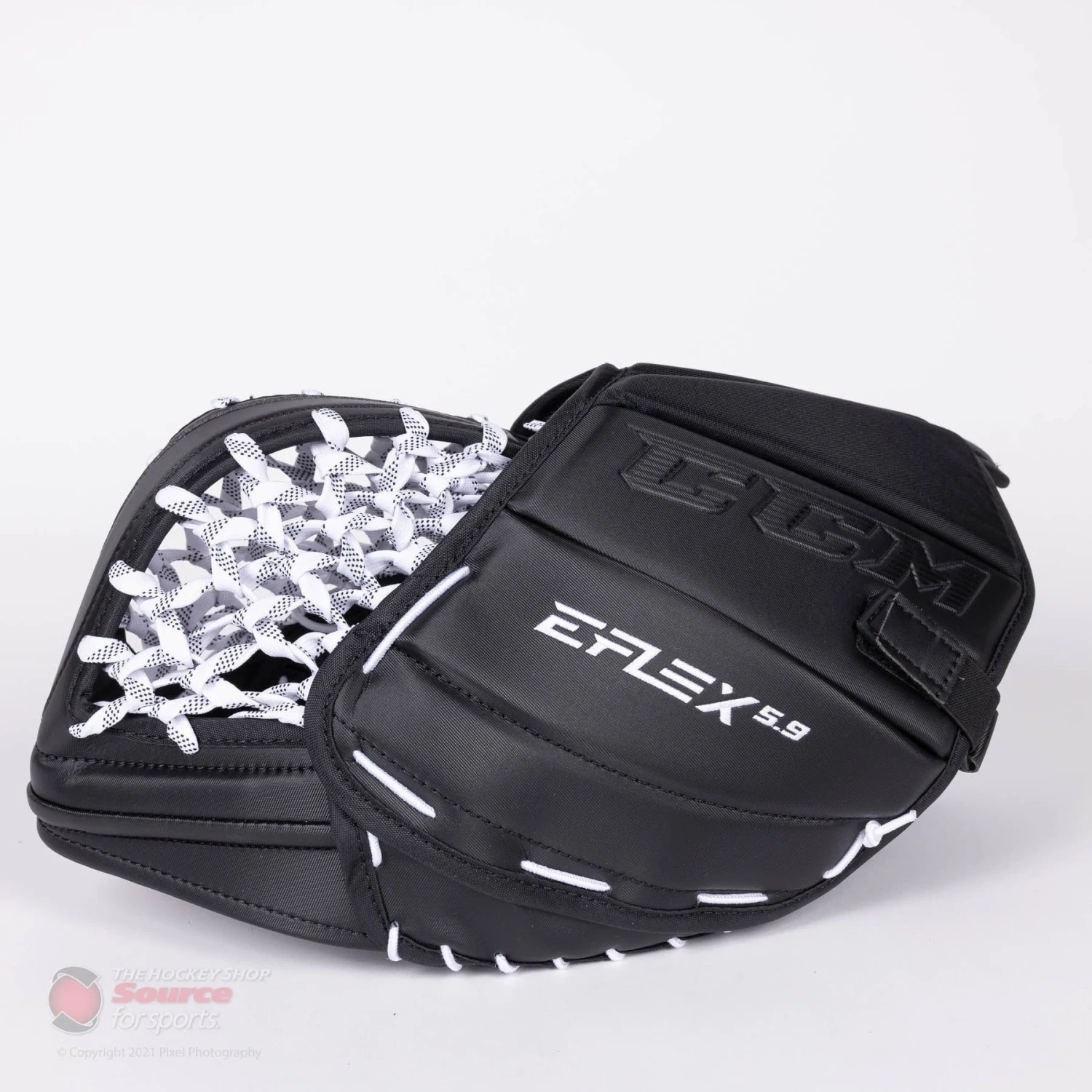 CCM Extreme Flex E5.9 Senior Goalie Catcher - Source Exclusive 9 CCM Extreme Flex E5.9 Senior Goalie Catcher - Source Exclusive - Image 7