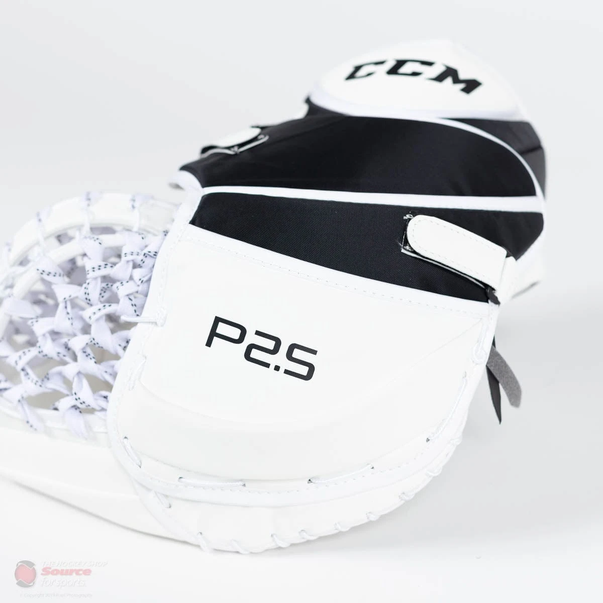 CCM Premier P2.5 Senior Goalie Catcher - Source Exclusive 6 CCM Premier P2.5 Senior Goalie Catcher - Source Exclusive - Image 4