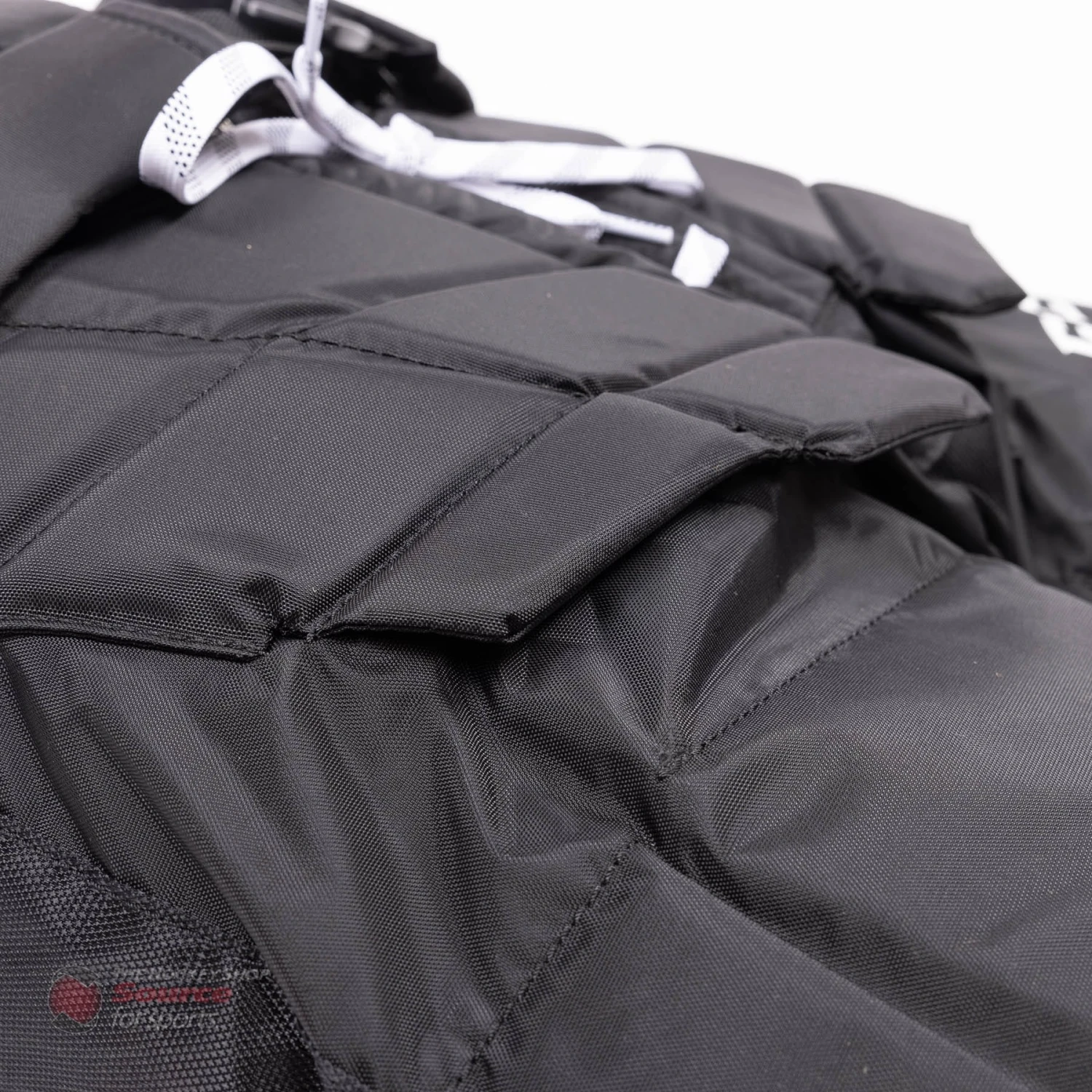 CCM 1.5 Junior Goalie Pants 5 CCM 1.5 Junior Goalie Pants - Image 3