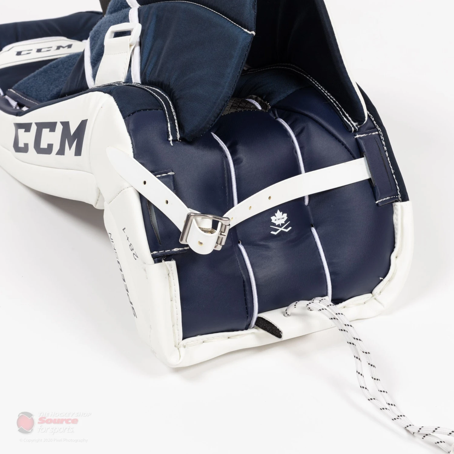 CCM Axis A1.5 Junior Goalie Leg Pads 13 CCM Axis A1.5 Junior Goalie Leg Pads - Image 11