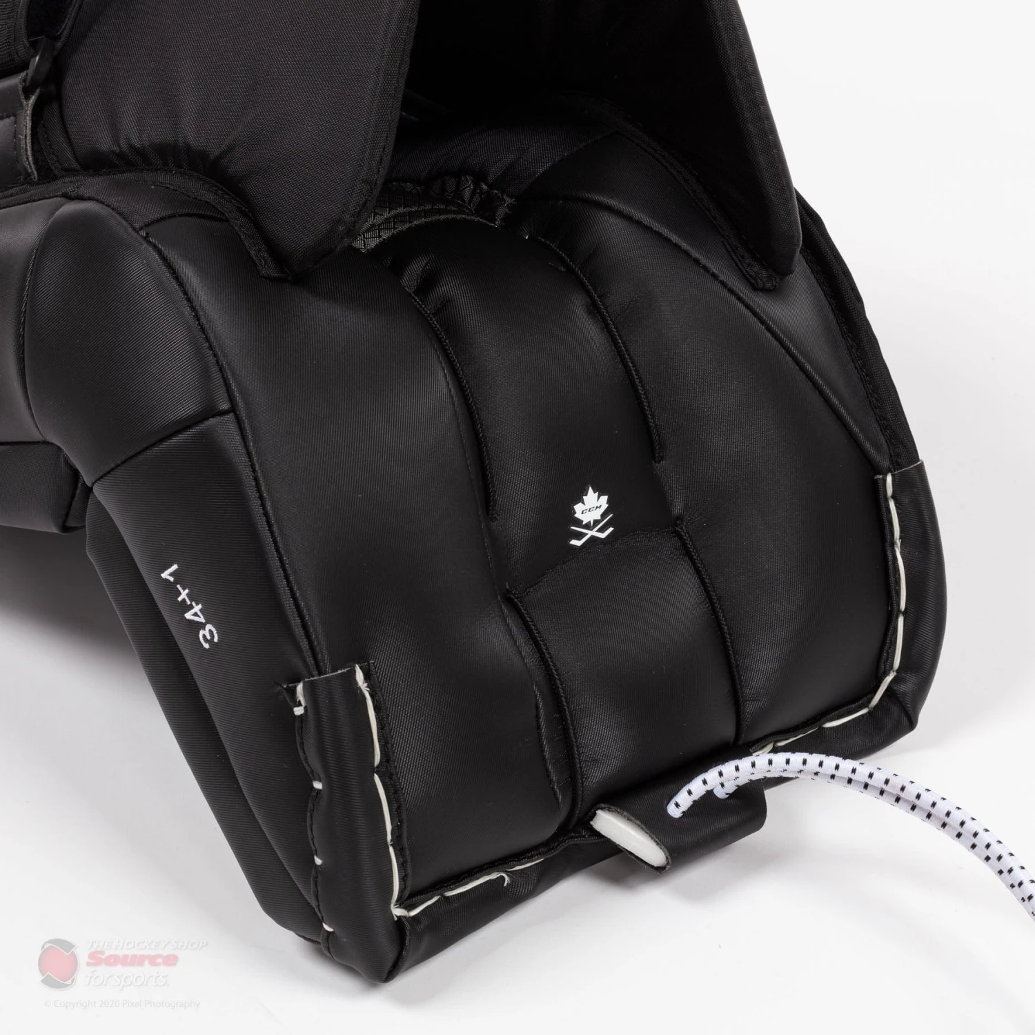 CCM Axis Senior Goalie Leg Pads 9 CCM Axis Senior Goalie Leg Pads - Image 7