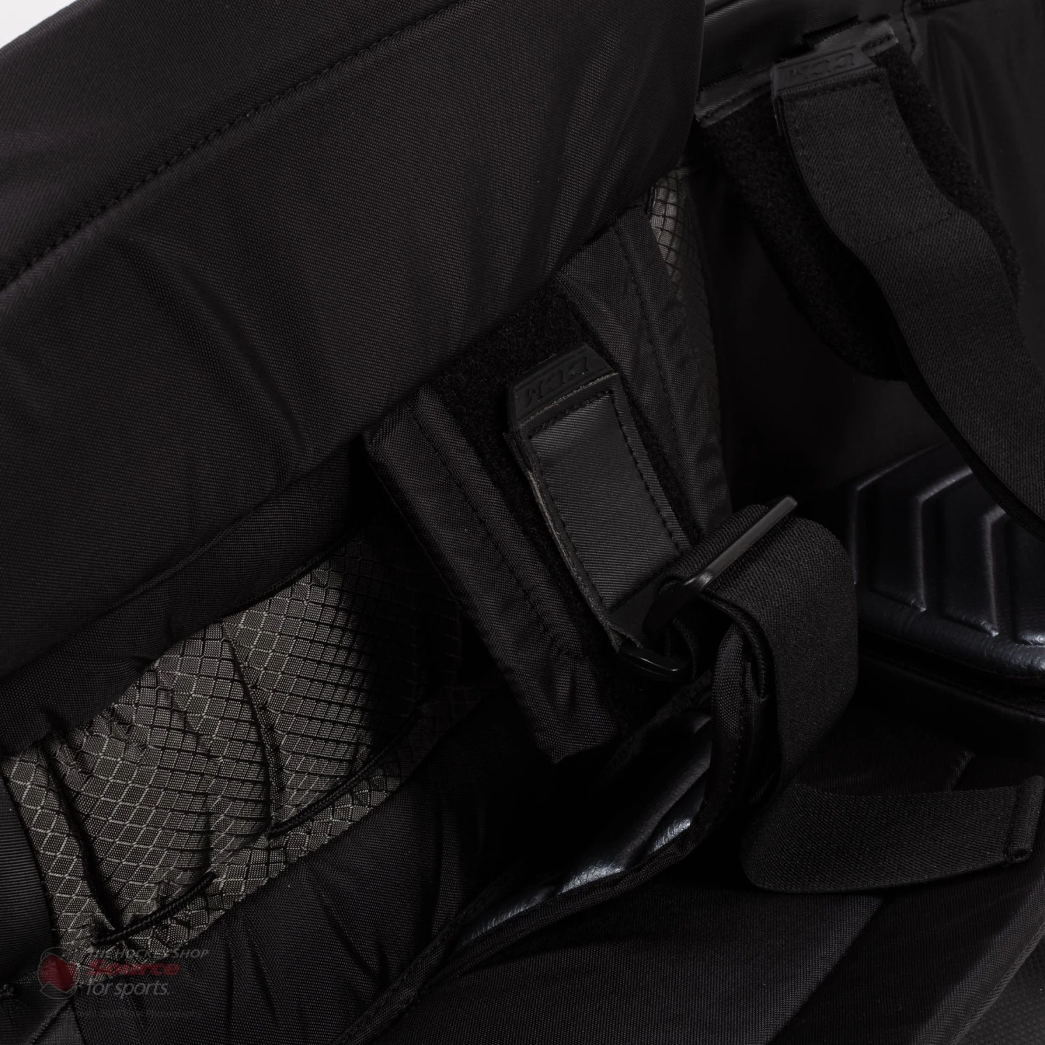 CCM Axis Senior Goalie Leg Pads 12 CCM Axis Senior Goalie Leg Pads - Image 10