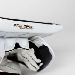 Vaughn Ventus SLR2 Pro Carbon Senior Goalie Blocker 22 Vaughn Ventus SLR2 Pro Carbon Senior Goalie Blocker -Hockey Series Store vaughn blockers vaughn ventus slr2 pro carbon senior goalie blocker 5312866517058