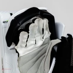 Vaughn Ventus SLR2 Pro Carbon Senior Goalie Blocker 26 Vaughn Ventus SLR2 Pro Carbon Senior Goalie Blocker -Hockey Series Store vaughn blockers vaughn ventus slr2 pro carbon senior goalie blocker 5312867074114