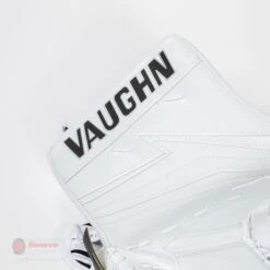Vaughn Velocity V9 XP Pro Senior Goalie Catcher -Hockey Series Store vaughn catchers vaughn velocity v9 xp pro senior goalie catcher 14508921585730
