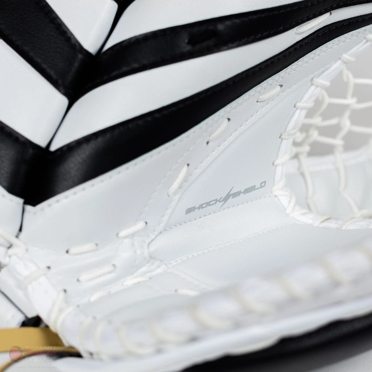 Vaughn Ventus SLR2 Pro Carbon Senior Goalie Catcher 7 Vaughn Ventus SLR2 Pro Carbon Senior Goalie Catcher - Image 5