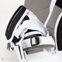 Vaughn Ventus SLR2-ST Junior Goalie Catcher -Hockey Series Store vaughn catchers vaughn ventus slr2 st junior goalie catcher 5670466977858