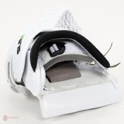 Vaughn Ventus SLR2-ST Pro Senior Goalie Catcher -Hockey Series Store vaughn catchers vaughn ventus slr2 st pro senior goalie catcher 5670465470530