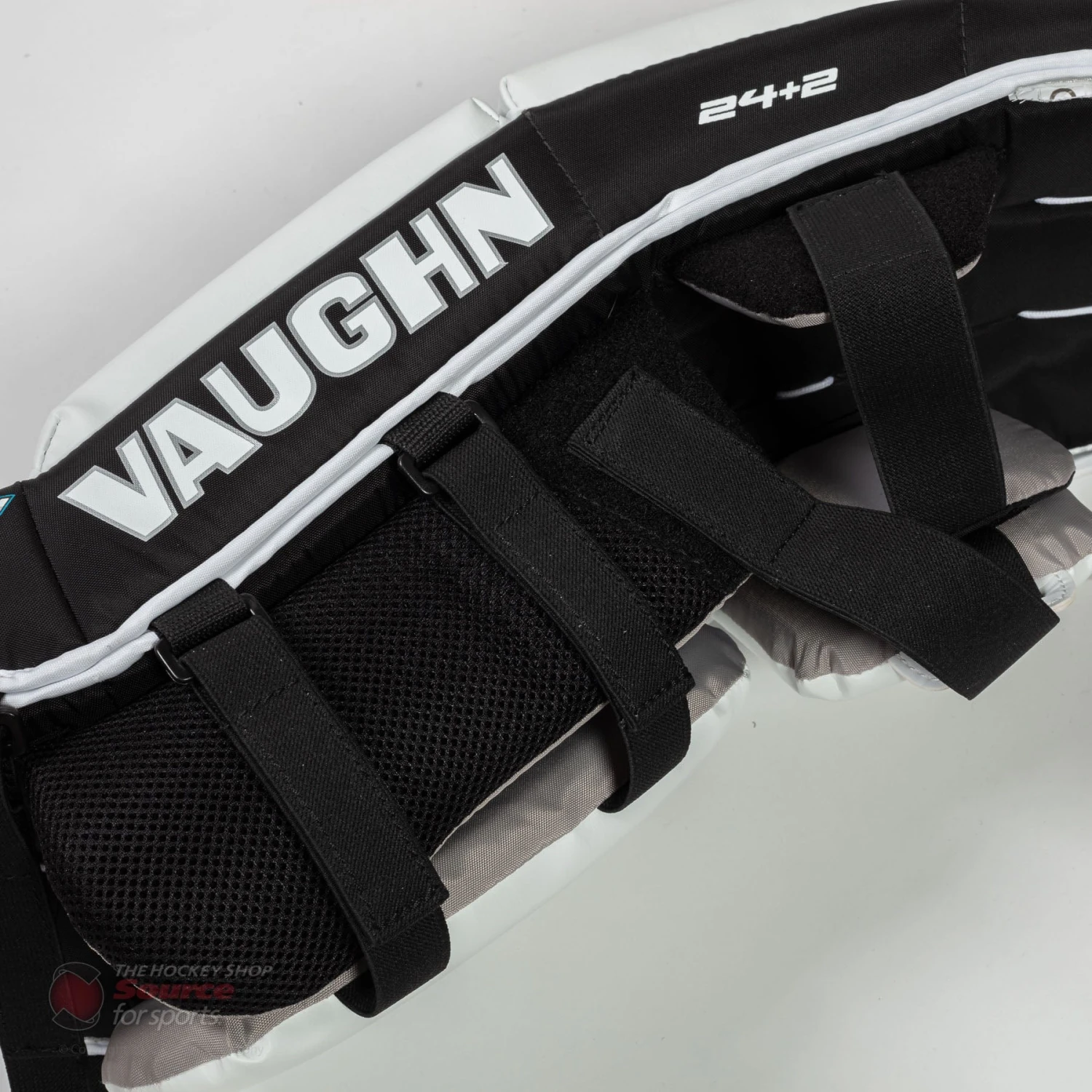 Vaughn Velocity V9 Youth Goalie Leg Pads 8 Vaughn Velocity V9 Youth Goalie Leg Pads - Image 6