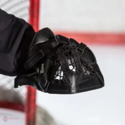 Warrior Ritual GT2 Pro Senior Goalie Catcher -Hockey Series Store warrior catchers warrior ritual gt2 pro senior goalie catcher 5024687390786